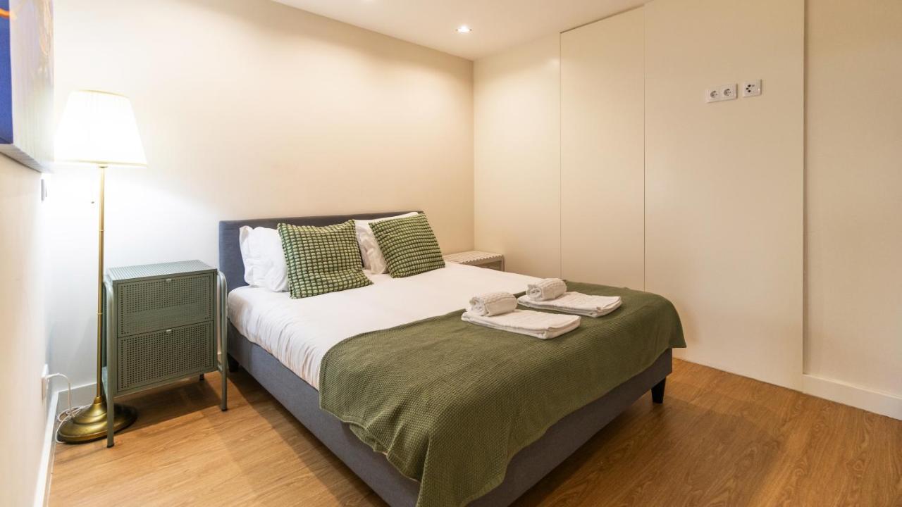 Delightful Duplex By Lovelystay ポルト エクステリア 写真